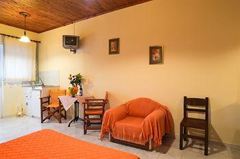 Artemis Studios And Apartments Psarou  Dış mekan fotoğraf