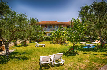 Artemis Studios And Apartments Psarou  Dış mekan fotoğraf